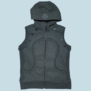 Lululemon Quilted Scuba Special Edition Vest Size 12 Zip Up